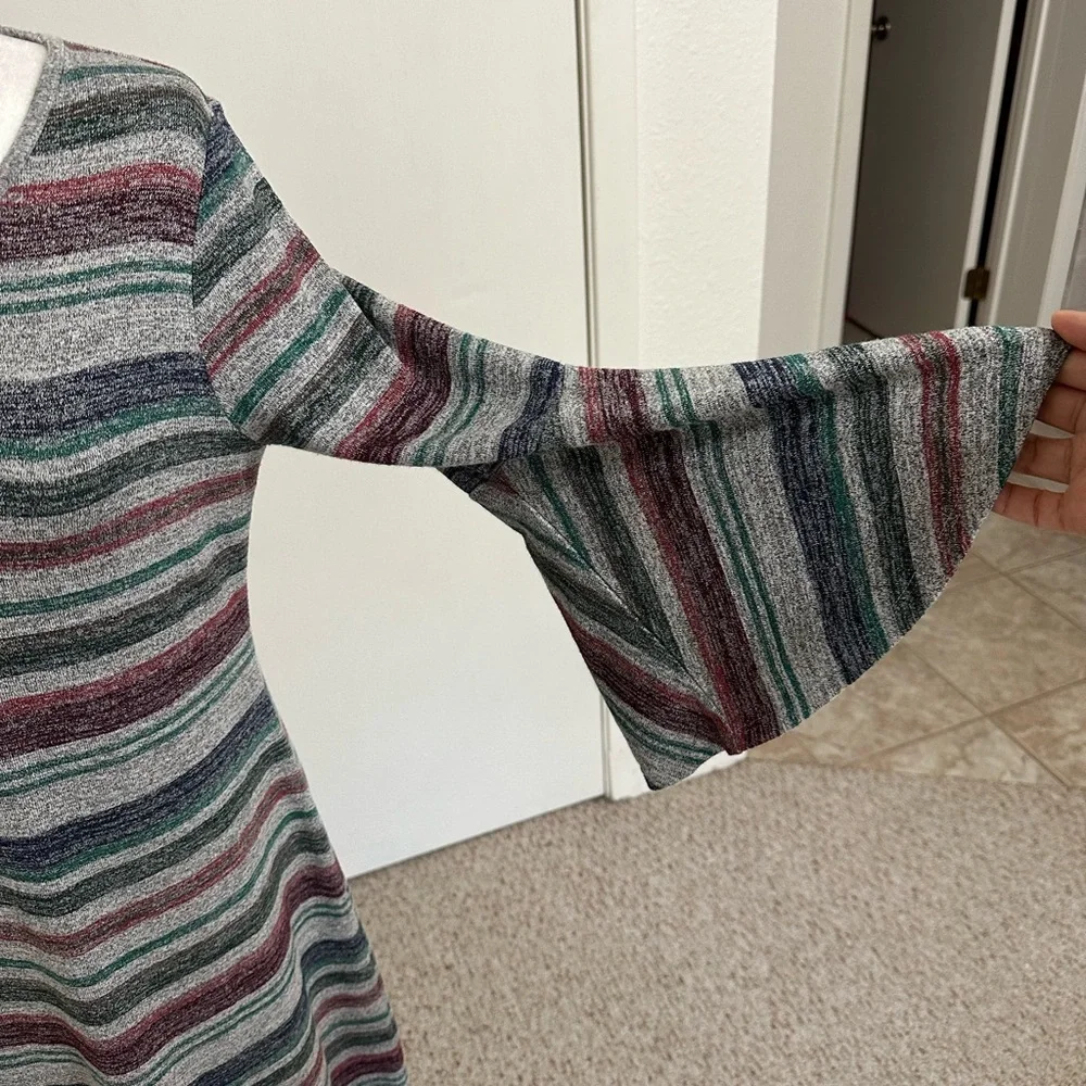 Market and Spruce Striped Bell sleeve dress Sz M - Picture 3 of 7